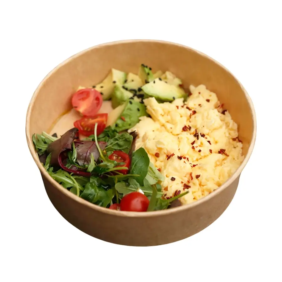 Скрембл з авокадо та томатами черрі